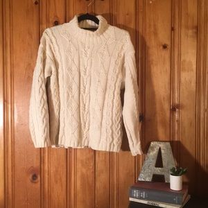 Liz Claiborne cream turtleneck sweater